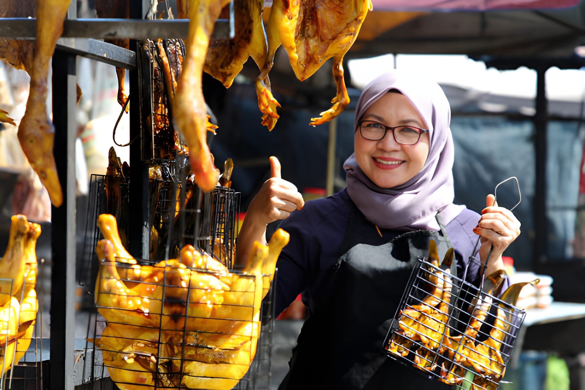 Pelaku UMK kini bisa mendapatkan sertifikat halal gratis dari BPJPH! Pelajari ketentuan, dasar hukum, dan cara pengajuannya sesuai UU JPH dan peraturan terbaru tahun 2025.
